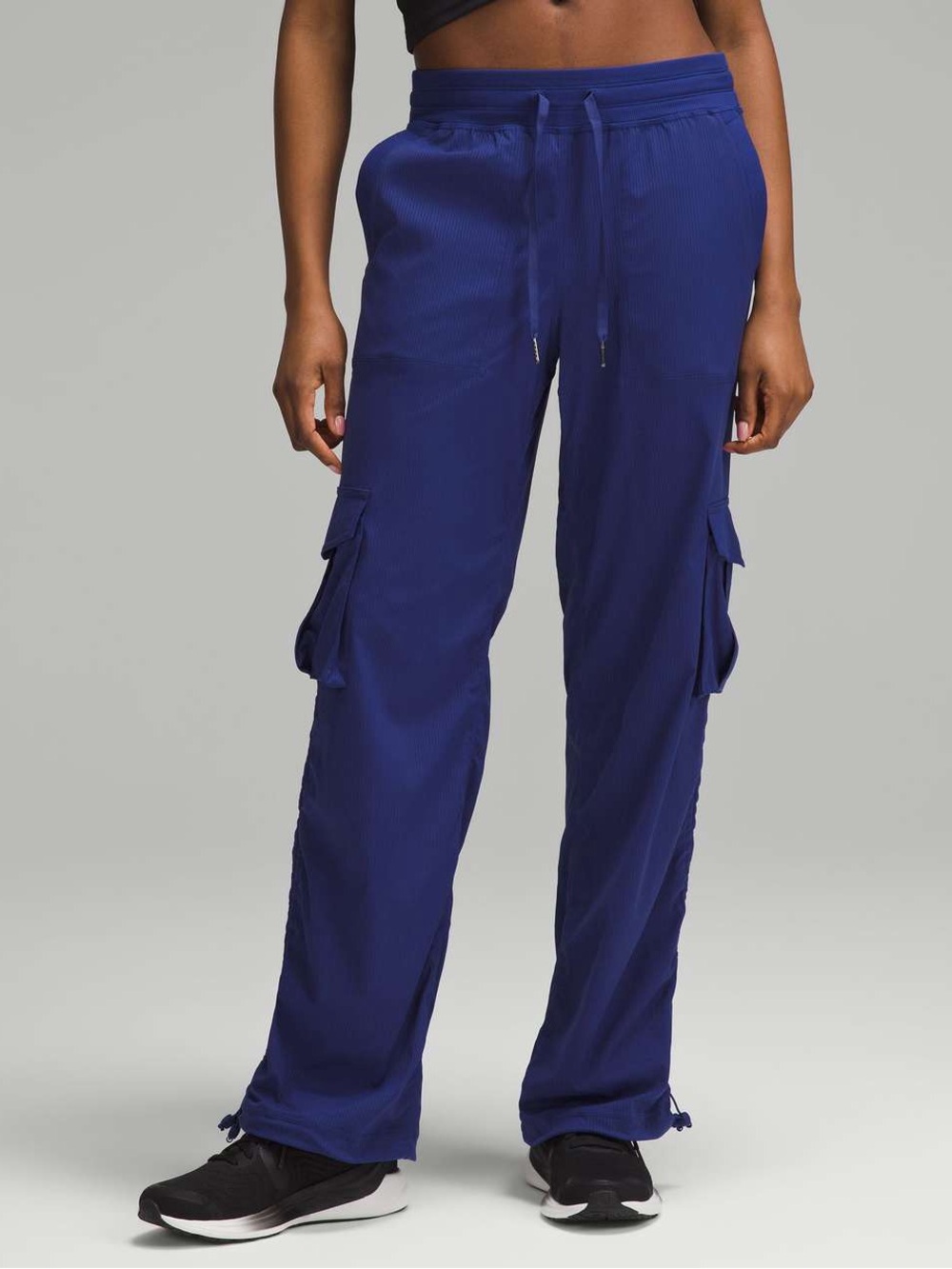 Lululemon dance studio relaxed fit mid rise cargo pants in larkspur blue small